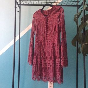 Long-sleeved mini dress